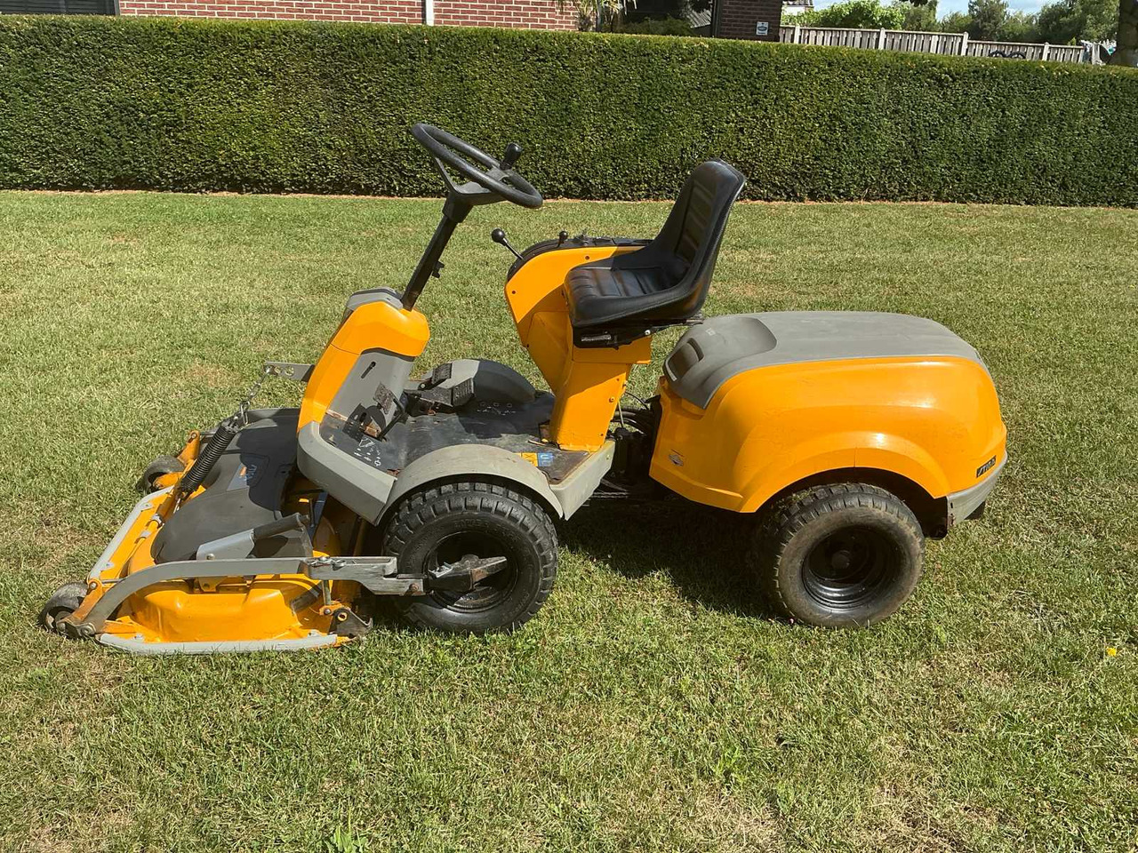 Stiga P901 - Ruohonleikkuri: kuva Stiga P901 - Ruohonleikkuri Stiga P901 - Ruohonleikkuri: kuva Stiga P901 - Ruohonleikkuri