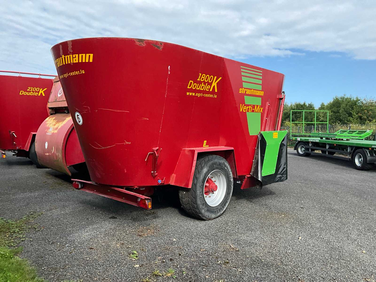 Strautmann Verti-Mix 1800 Double K - Seosrehuvaunu: kuva Strautmann Verti-Mix 1800 Double K - Seosrehuvaunu Strautmann Verti-Mix 1800 Double K - Seosrehuvaunu: kuva Strautmann Verti-Mix 1800 Double K - Seosrehuvaunu