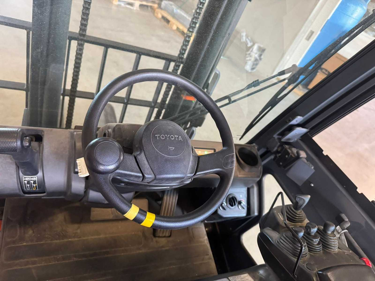 TOYOTA 8FBMKT20 FORKLIFT - Vastapainotrukki: kuva TOYOTA 8FBMKT20 FORKLIFT - Vastapainotrukki TOYOTA 8FBMKT20 FORKLIFT - Vastapainotrukki: kuva TOYOTA 8FBMKT20 FORKLIFT - Vastapainotrukki