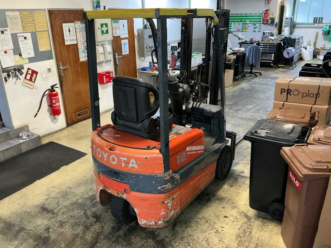 TOYOTA FBESF12 ELECTRIC FORKLIFT (2005) - Vastapainotrukki: kuva TOYOTA FBESF12 ELECTRIC FORKLIFT (2005) - Vastapainotrukki TOYOTA FBESF12 ELECTRIC FORKLIFT (2005) - Vastapainotrukki: kuva TOYOTA FBESF12 ELECTRIC FORKLIFT (2005) - Vastapainotrukki