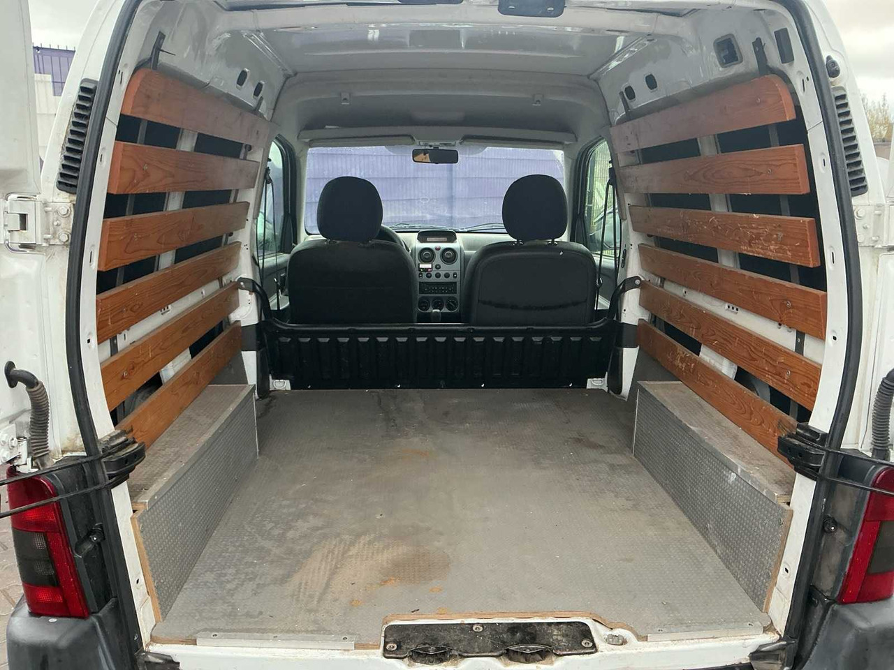 2005 - PEUGEOT - PARTNER - 170C 1.9 D AVANTAGE - COMMERCIAL VEHICLE - Tavara-auto: kuva 2005 - PEUGEOT - PARTNER - 170C 1.9 D AVANTAGE - COMMERCIAL VEHICLE - Tavara-auto 2005 - PEUGEOT - PARTNER - 170C 1.9 D AVANTAGE - COMMERCIAL VEHICLE - Tavara-auto: kuva 2005 - PEUGEOT - PARTNER - 170C 1.9 D AVANTAGE - COMMERCIAL VEHICLE - Tavara-auto