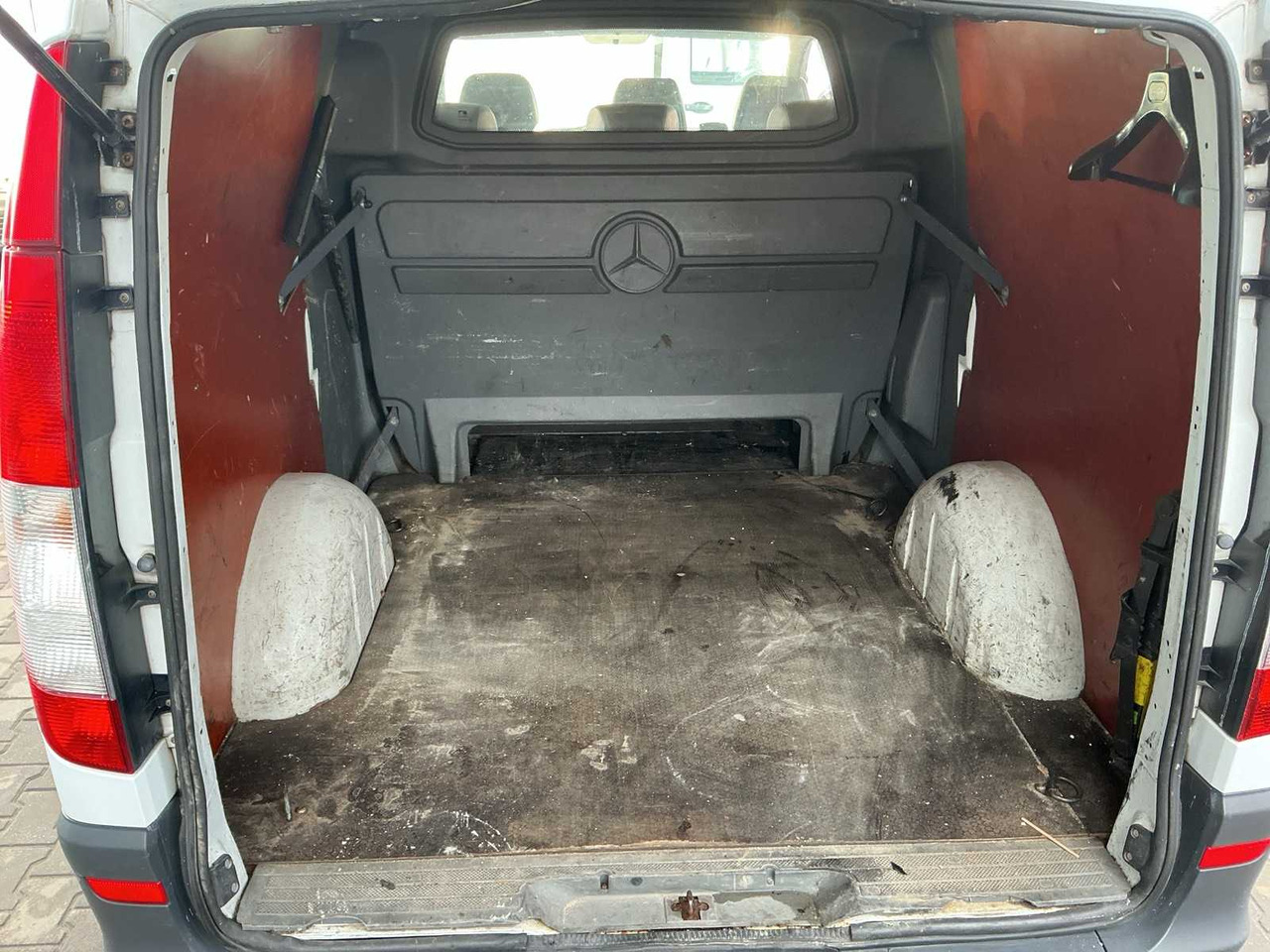 2008 - MERCEDES-BENZ - VITO - 109 CDI 320 AMIGO - COMMERCIAL VEHICLE - Tavara-auto: kuva 2008 - MERCEDES-BENZ - VITO - 109 CDI 320 AMIGO - COMMERCIAL VEHICLE - Tavara-auto 2008 - MERCEDES-BENZ - VITO - 109 CDI 320 AMIGO - COMMERCIAL VEHICLE - Tavara-auto: kuva 2008 - MERCEDES-BENZ - VITO - 109 CDI 320 AMIGO - COMMERCIAL VEHICLE - Tavara-auto