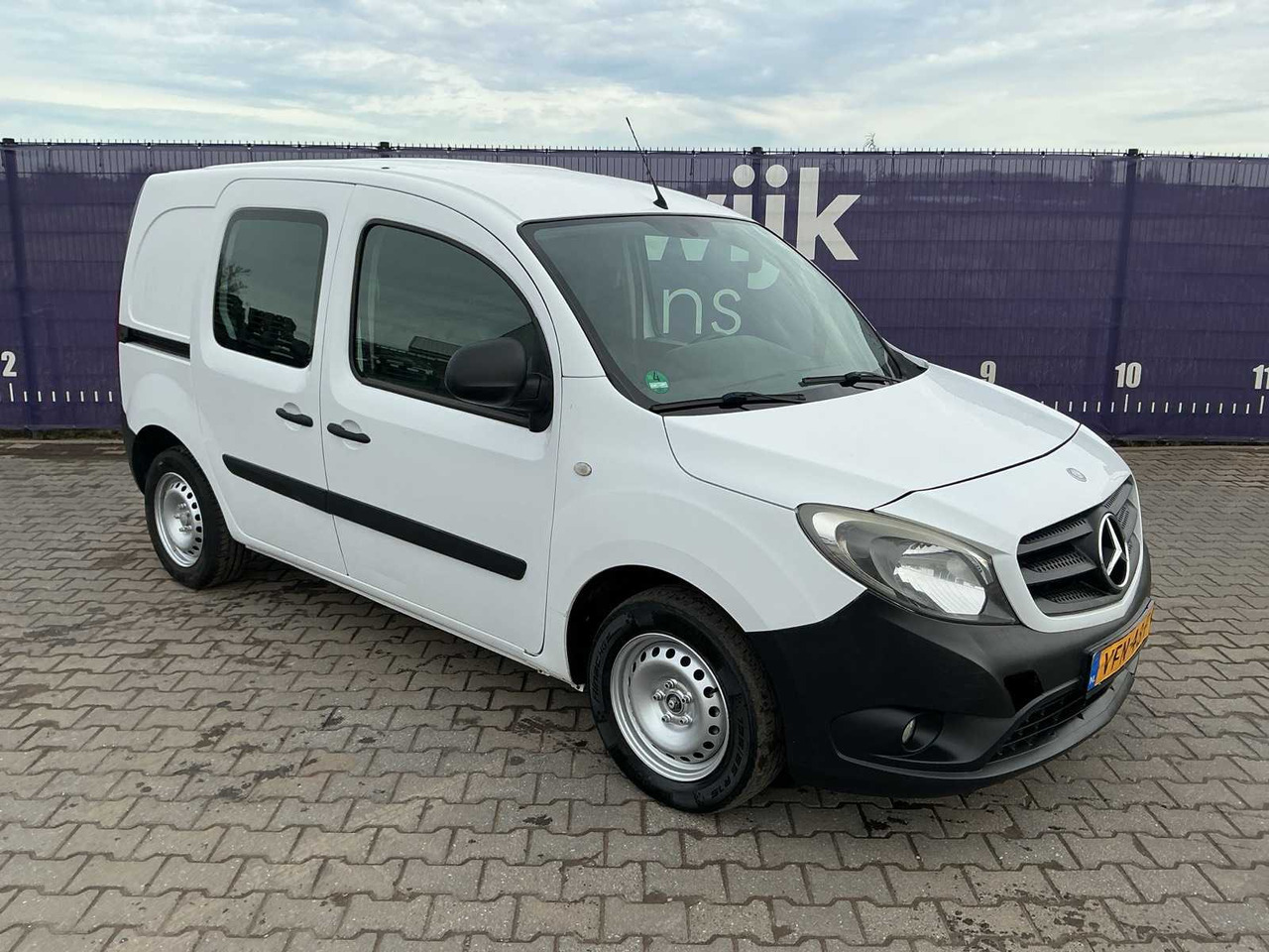 2014 - MERCEDES-BENZ - CITAN - 108 CDI ECONOMY - COMMERCIAL VEHICLE - Tavara-auto: kuva 2014 - MERCEDES-BENZ - CITAN - 108 CDI ECONOMY - COMMERCIAL VEHICLE - Tavara-auto 2014 - MERCEDES-BENZ - CITAN - 108 CDI ECONOMY - COMMERCIAL VEHICLE - Tavara-auto: kuva 2014 - MERCEDES-BENZ - CITAN - 108 CDI ECONOMY - COMMERCIAL VEHICLE - Tavara-auto