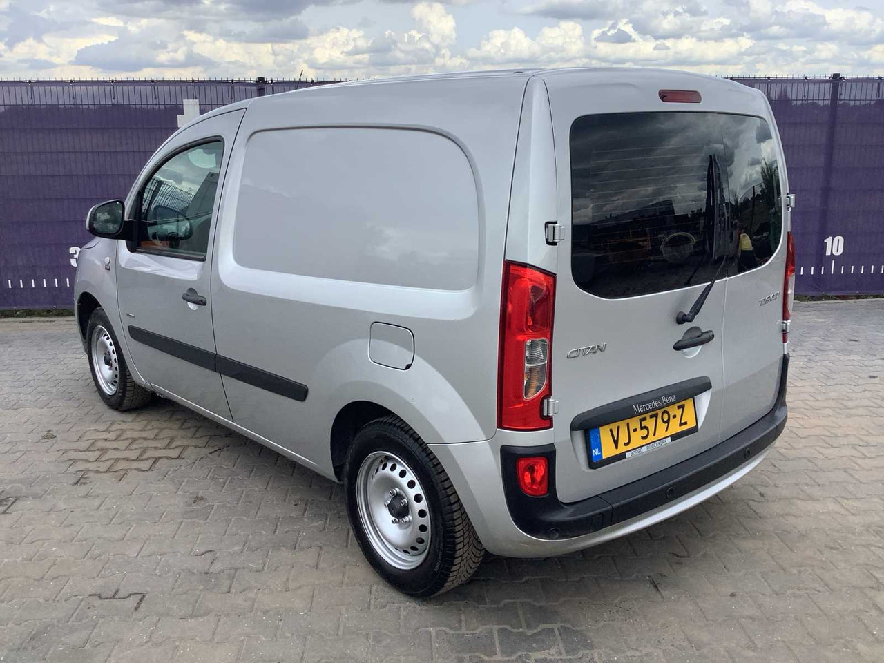 2014 - MERCEDES-BENZ - CITAN - 109 CDI BLUEEFF. - COMPANY CAR - Tavara-auto: kuva 2014 - MERCEDES-BENZ - CITAN - 109 CDI BLUEEFF. - COMPANY CAR - Tavara-auto 2014 - MERCEDES-BENZ - CITAN - 109 CDI BLUEEFF. - COMPANY CAR - Tavara-auto: kuva 2014 - MERCEDES-BENZ - CITAN - 109 CDI BLUEEFF. - COMPANY CAR - Tavara-auto