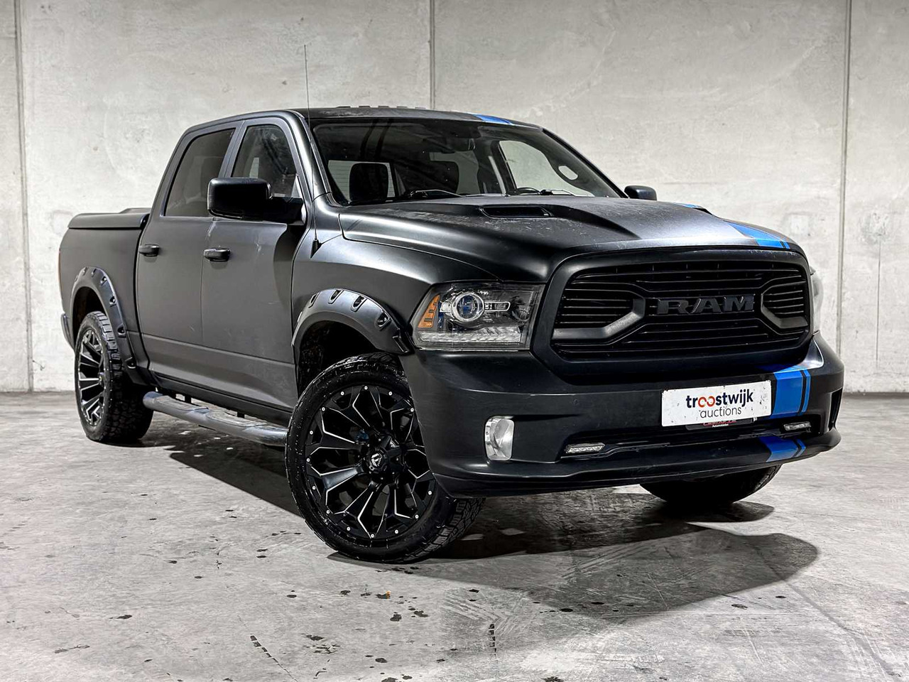 Tavara-auto DODGE RAM 1500 5.7 V8 QUAD CAB 6'4 401HP 2018, V-442-LL COMMERCIAL VEHICLE: kuva Tavara-auto DODGE RAM 1500 5.7 V8 QUAD CAB 6'4 401HP 2018, V-442-LL COMMERCIAL VEHICLE Tavara-auto DODGE RAM 1500 5.7 V8 QUAD CAB 6'4 401HP 2018, V-442-LL COMMERCIAL VEHICLE: kuva Tavara-auto DODGE RAM 1500 5.7 V8 QUAD CAB 6'4 401HP 2018, V-442-LL COMMERCIAL VEHICLE