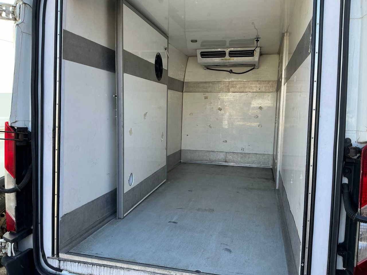 FORD TRANSIT VAN - Tavara-auto: kuva FORD TRANSIT VAN - Tavara-auto FORD TRANSIT VAN - Tavara-auto: kuva FORD TRANSIT VAN - Tavara-auto