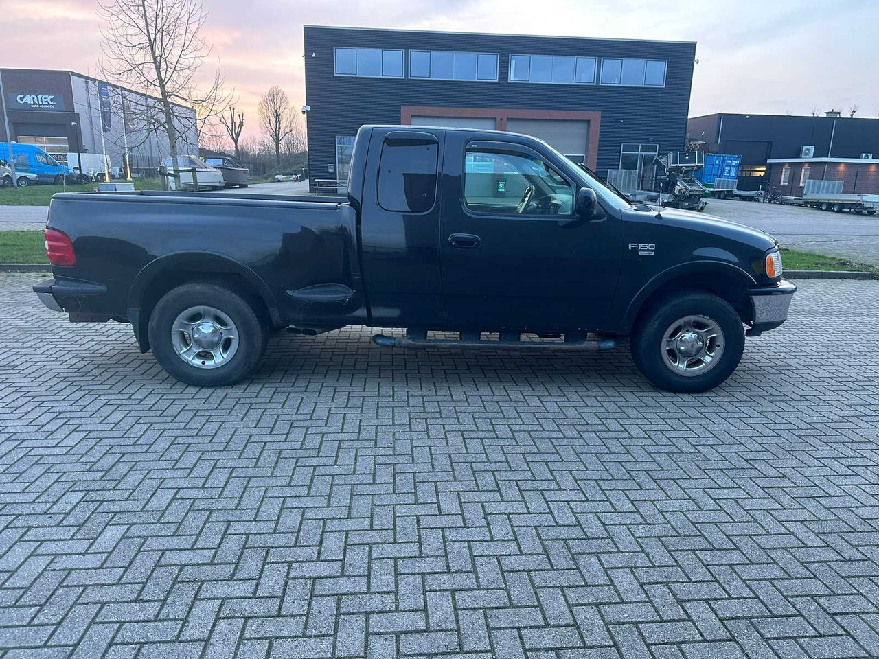 FORD USA - F150 - 5.4 SUPERCAB - COMMERCIAL VEHICLE - Tavara-auto: kuva FORD USA - F150 - 5.4 SUPERCAB - COMMERCIAL VEHICLE - Tavara-auto FORD USA - F150 - 5.4 SUPERCAB - COMMERCIAL VEHICLE - Tavara-auto: kuva FORD USA - F150 - 5.4 SUPERCAB - COMMERCIAL VEHICLE - Tavara-auto