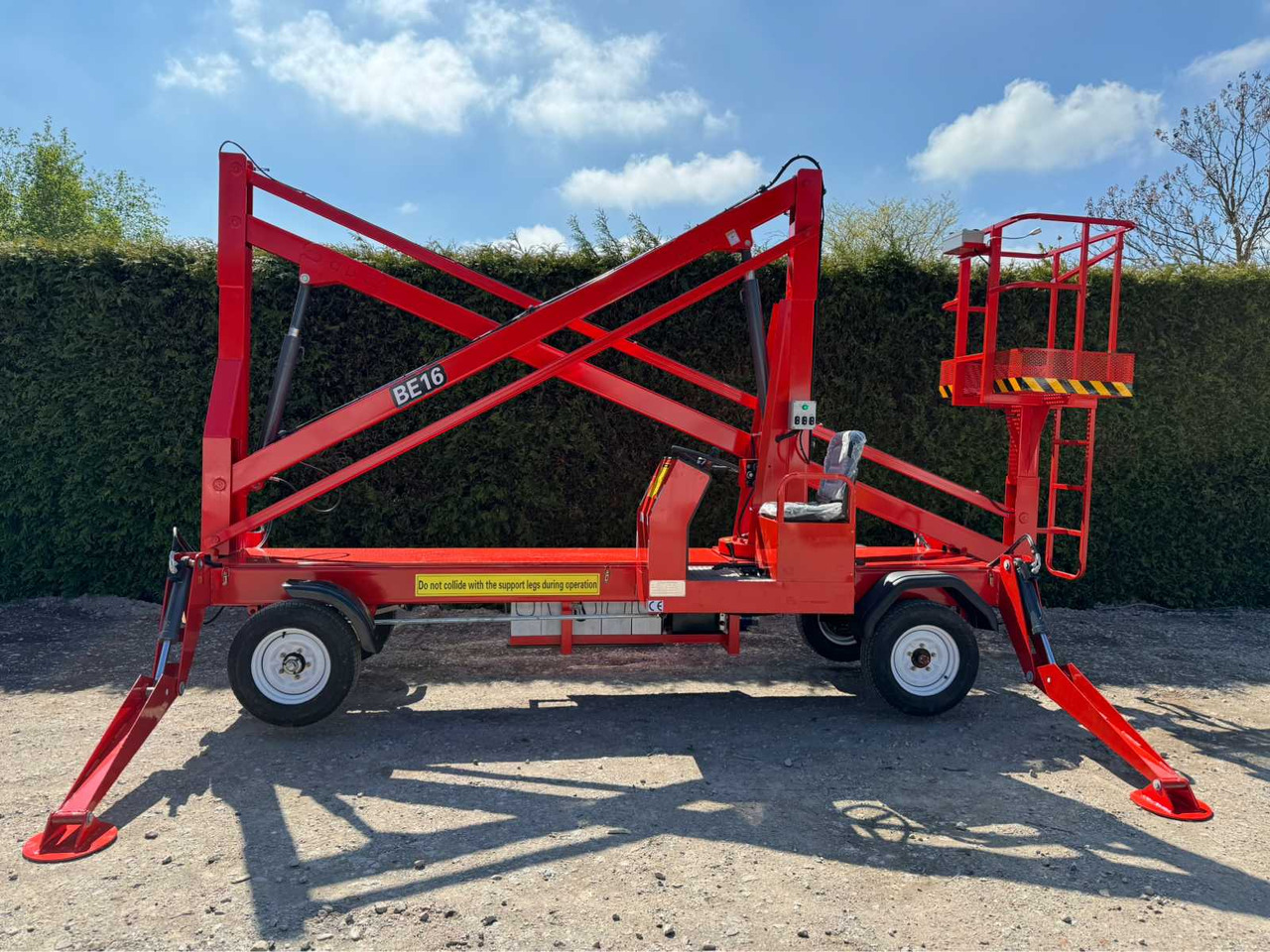 VTC Lift BE16 - Henkilönostin: kuva VTC Lift BE16 - Henkilönostin VTC Lift BE16 - Henkilönostin: kuva VTC Lift BE16 - Henkilönostin