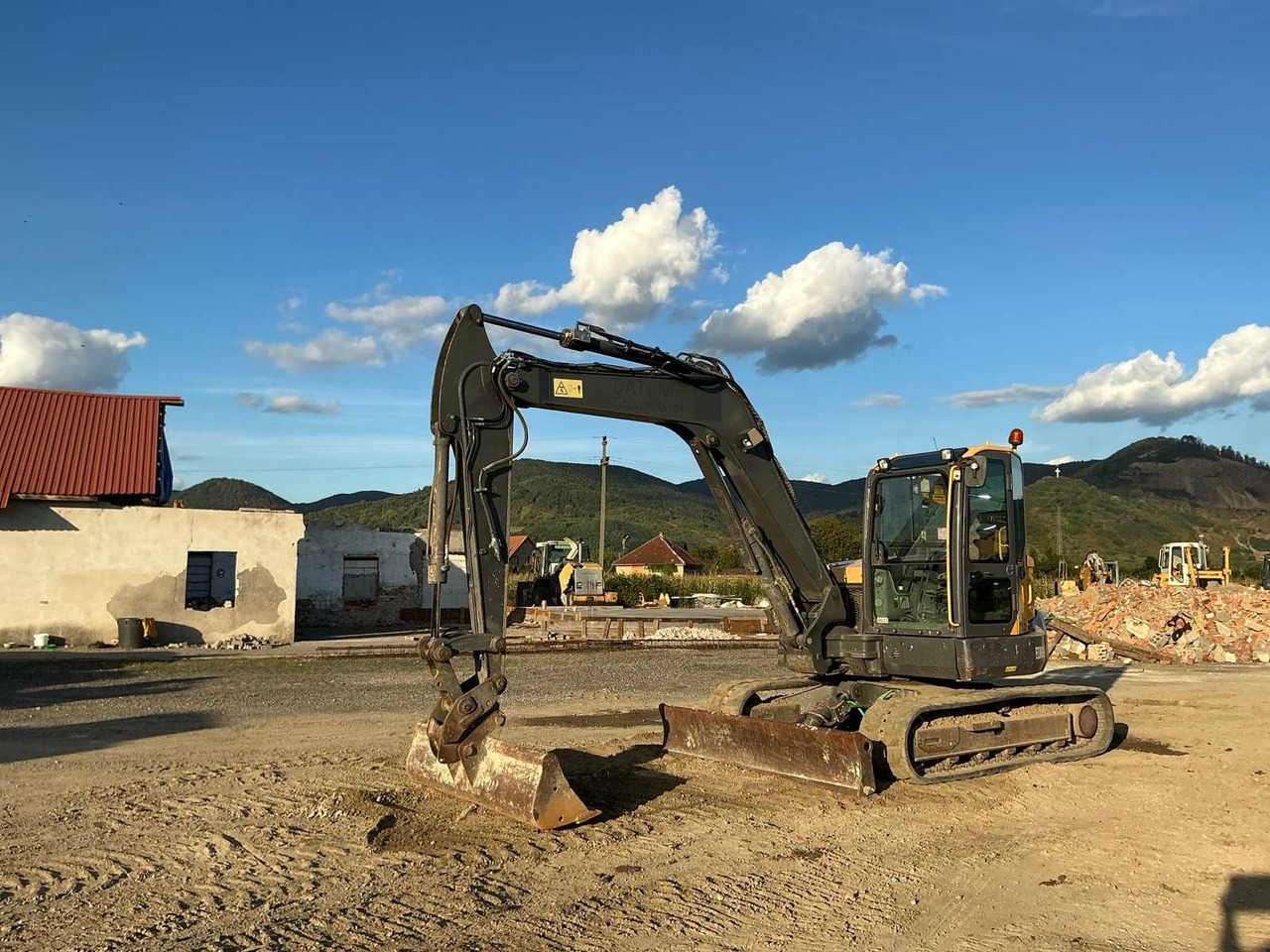 Volvo ECR 88D - Telakaivukone: kuva Volvo ECR 88D - Telakaivukone Volvo ECR 88D - Telakaivukone: kuva Volvo ECR 88D - Telakaivukone