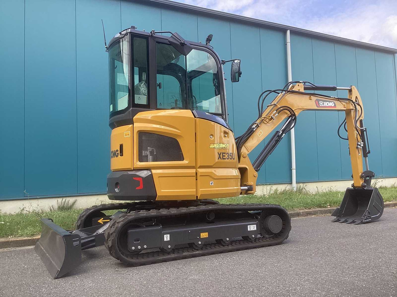 XCMG XE35U - Telakaivukone: kuva XCMG XE35U - Telakaivukone XCMG XE35U - Telakaivukone: kuva XCMG XE35U - Telakaivukone