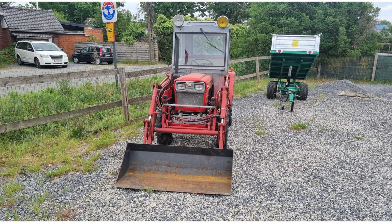 Yanmar YM1610D - Pientraktori: kuva Yanmar YM1610D - Pientraktori Yanmar YM1610D - Pientraktori: kuva Yanmar YM1610D - Pientraktori