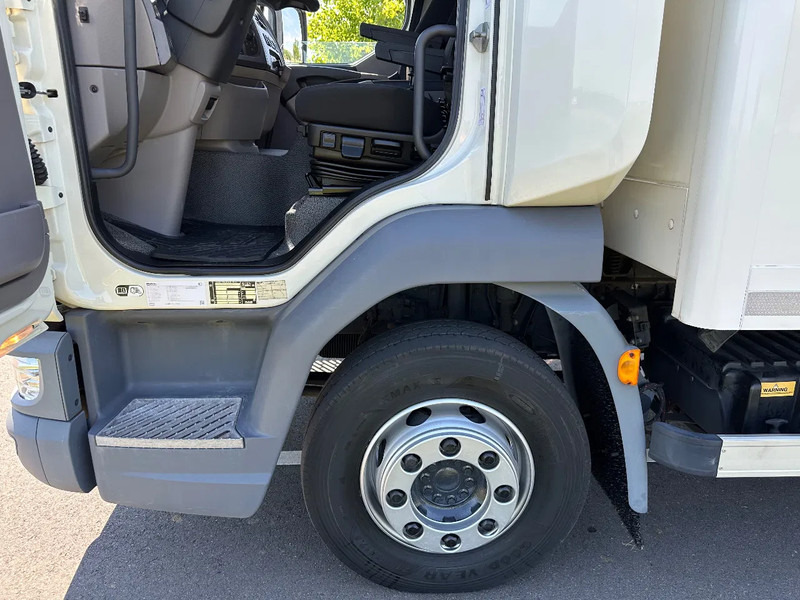 DAF LF 230 LF230.12 EURO6. 61797km!! 440x244x228 Bakwagen met Laadklep. - Umpikori kuorma-auto: kuva DAF LF 230 LF230.12 EURO6. 61797km!! 440x244x228 Bakwagen met Laadklep. - Umpikori kuorma-auto DAF LF 230 LF230.12 EURO6. 61797km!! 440x244x228 Bakwagen met Laadklep. - Umpikori kuorma-auto: kuva DAF LF 230 LF230.12 EURO6. 61797km!! 440x244x228 Bakwagen met Laadklep. - Umpikori kuorma-auto