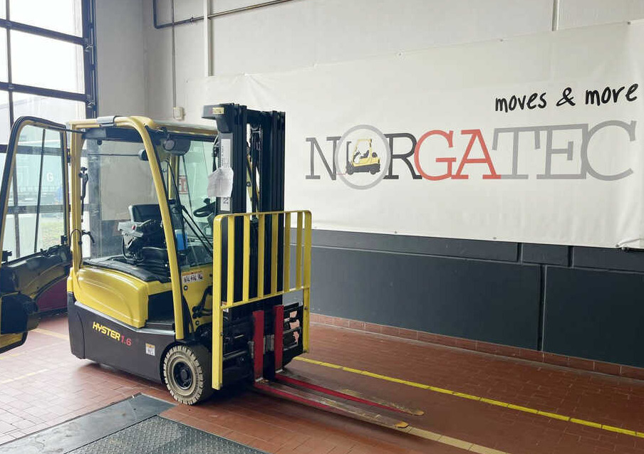 Hyster J1.6XNT MWB - Sähkötrukki: kuva Hyster J1.6XNT MWB - Sähkötrukki Hyster J1.6XNT MWB - Sähkötrukki: kuva Hyster J1.6XNT MWB - Sähkötrukki