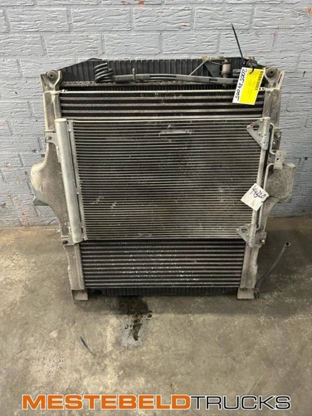 Iveco Radiateur en intercooler - Jäähdytysjärjestelmä - Kuorma-auto: kuva Iveco Radiateur en intercooler - Jäähdytysjärjestelmä - Kuorma-auto Iveco Radiateur en intercooler - Jäähdytysjärjestelmä - Kuorma-auto: kuva Iveco Radiateur en intercooler - Jäähdytysjärjestelmä - Kuorma-auto