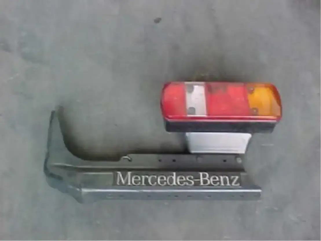 Mercedes-Benz Achterlicht+steun - Sähköjärjestelmä - Kuorma-auto: kuva Mercedes-Benz Achterlicht+steun - Sähköjärjestelmä - Kuorma-auto Mercedes-Benz Achterlicht+steun - Sähköjärjestelmä - Kuorma-auto: kuva Mercedes-Benz Achterlicht+steun - Sähköjärjestelmä - Kuorma-auto