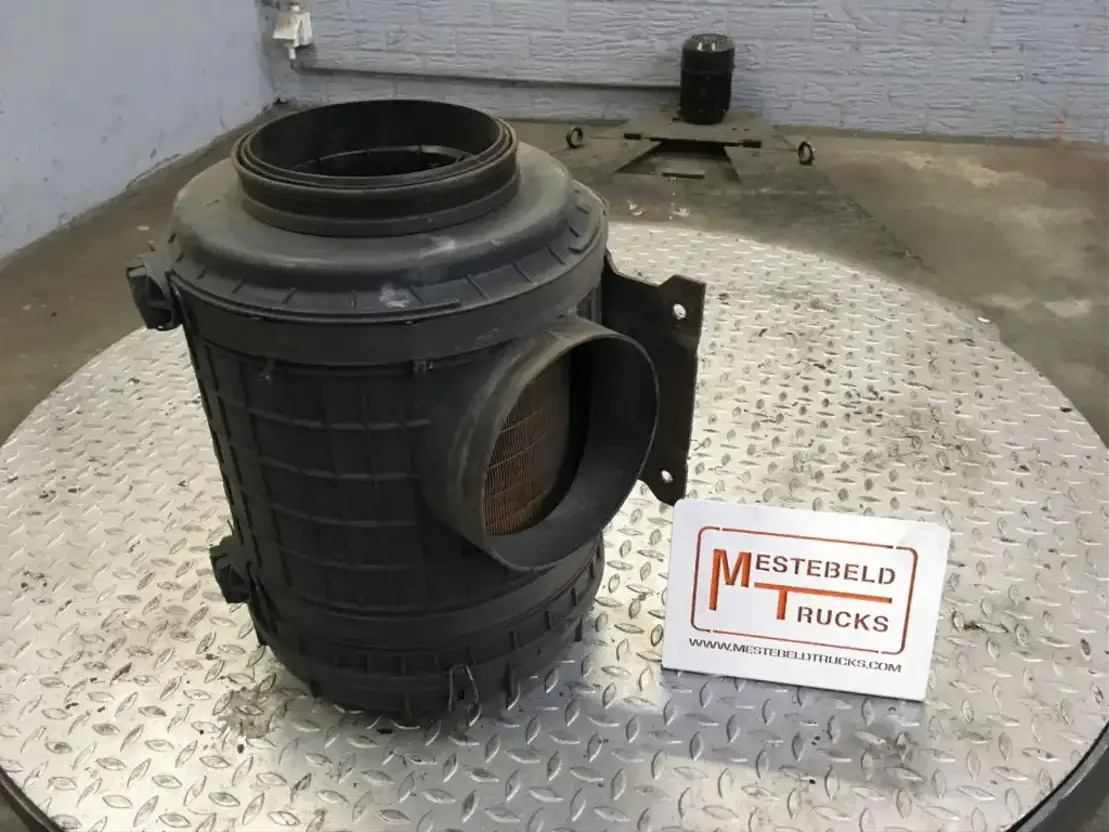 Renault Luchtfilter - Ilmansuodatin - Kuorma-auto: kuva Renault Luchtfilter - Ilmansuodatin - Kuorma-auto Renault Luchtfilter - Ilmansuodatin - Kuorma-auto: kuva Renault Luchtfilter - Ilmansuodatin - Kuorma-auto