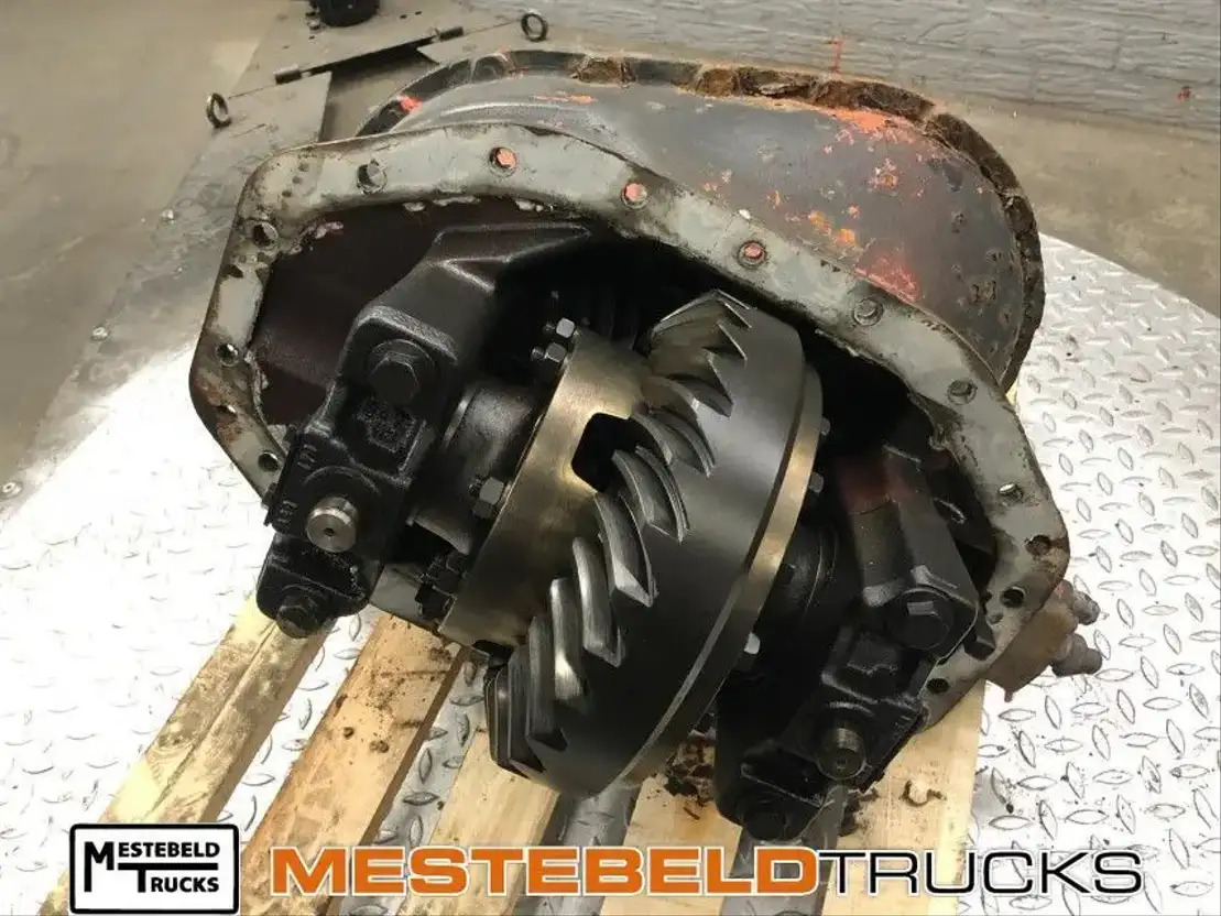 Scania Differentieel 1355 T 5,48 - Taka-akseli - Kuorma-auto: kuva Scania Differentieel 1355 T 5,48 - Taka-akseli - Kuorma-auto Scania Differentieel 1355 T 5,48 - Taka-akseli - Kuorma-auto: kuva Scania Differentieel 1355 T 5,48 - Taka-akseli - Kuorma-auto