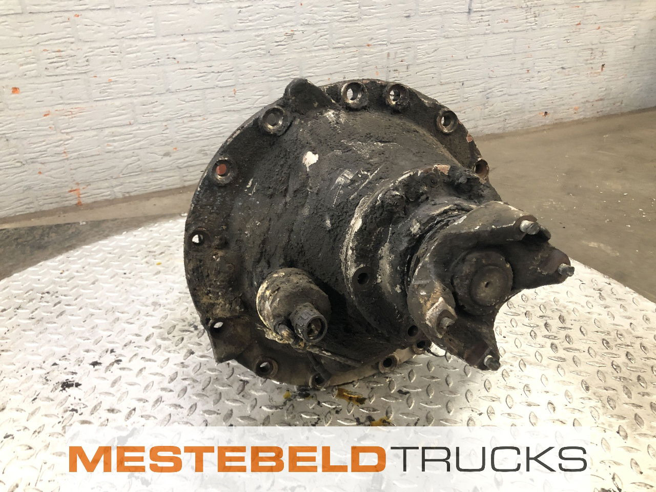 Scania Differentieel R642 3.78 - Differentiaali - Kuorma-auto: kuva Scania Differentieel R642 3.78 - Differentiaali - Kuorma-auto Scania Differentieel R642 3.78 - Differentiaali - Kuorma-auto: kuva Scania Differentieel R642 3.78 - Differentiaali - Kuorma-auto