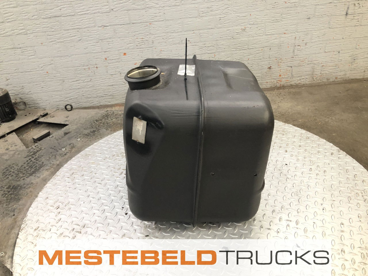 Scania Uitlaatdemper 4-serie - Pakokaasujärjestelmä - Kuorma-auto: kuva Scania Uitlaatdemper 4-serie - Pakokaasujärjestelmä - Kuorma-auto Scania Uitlaatdemper 4-serie - Pakokaasujärjestelmä - Kuorma-auto: kuva Scania Uitlaatdemper 4-serie - Pakokaasujärjestelmä - Kuorma-auto