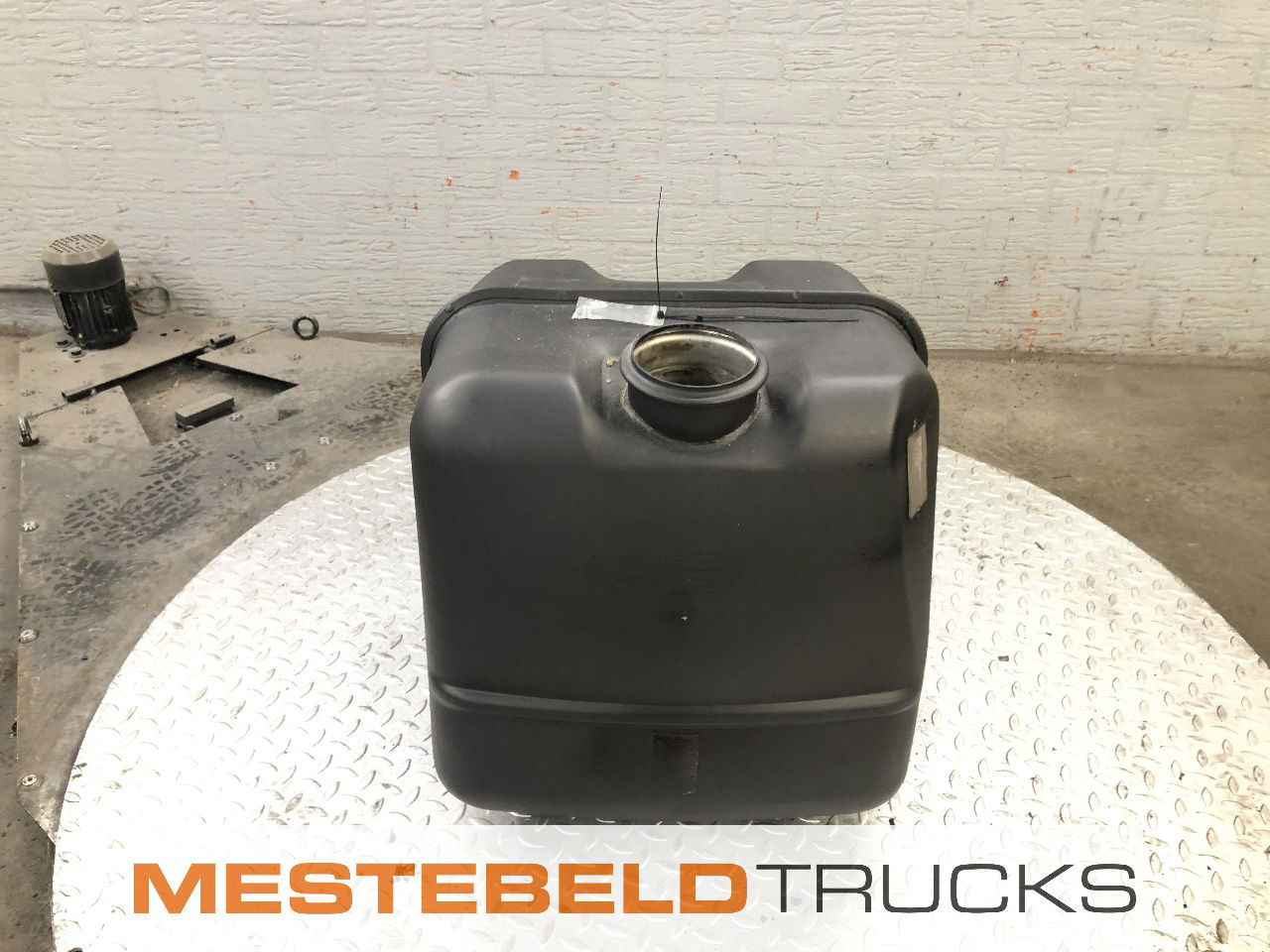 Scania Uitlaatdemper 4-serie - Pakokaasujärjestelmä - Kuorma-auto: kuva Scania Uitlaatdemper 4-serie - Pakokaasujärjestelmä - Kuorma-auto Scania Uitlaatdemper 4-serie - Pakokaasujärjestelmä - Kuorma-auto: kuva Scania Uitlaatdemper 4-serie - Pakokaasujärjestelmä - Kuorma-auto