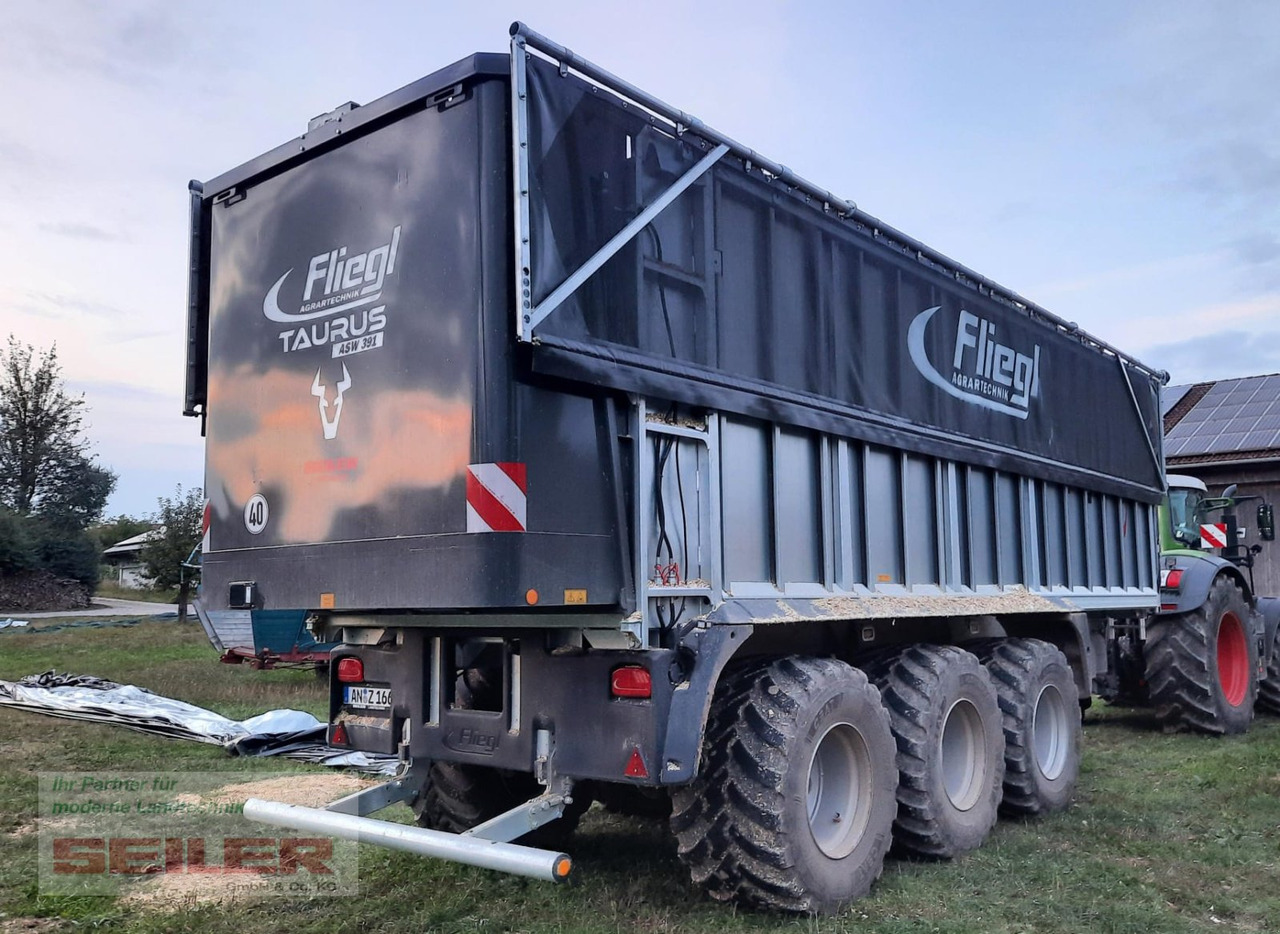 Fliegl ASW 391 TAURUS FOX 50m³ + elektr. ZWL + ISOBUS + Top Lift Light - Silppurivaunu: kuva Fliegl ASW 391 TAURUS FOX 50m³ + elektr. ZWL + ISOBUS + Top Lift Light - Silppurivaunu Fliegl ASW 391 TAURUS FOX 50m³ + elektr. ZWL + ISOBUS + Top Lift Light - Silppurivaunu: kuva Fliegl ASW 391 TAURUS FOX 50m³ + elektr. ZWL + ISOBUS + Top Lift Light - Silppurivaunu