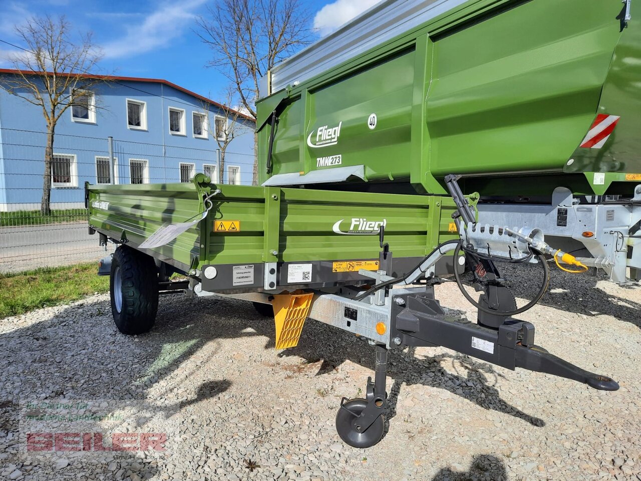 Fliegl EDK 50 FOX - Maatalous kippiperävaunu: kuva Fliegl EDK 50 FOX - Maatalous kippiperävaunu Fliegl EDK 50 FOX - Maatalous kippiperävaunu: kuva Fliegl EDK 50 FOX - Maatalous kippiperävaunu