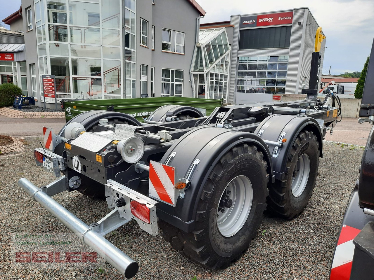 Fliegl HKL 22 Jumbo Abrollkipper - Vaihtolavaperävaunu/ Nostovarsi vaihtolavaperävaunu: kuva Fliegl HKL 22 Jumbo Abrollkipper - Vaihtolavaperävaunu/ Nostovarsi vaihtolavaperävaunu Fliegl HKL 22 Jumbo Abrollkipper - Vaihtolavaperävaunu/ Nostovarsi vaihtolavaperävaunu: kuva Fliegl HKL 22 Jumbo Abrollkipper - Vaihtolavaperävaunu/ Nostovarsi vaihtolavaperävaunu
