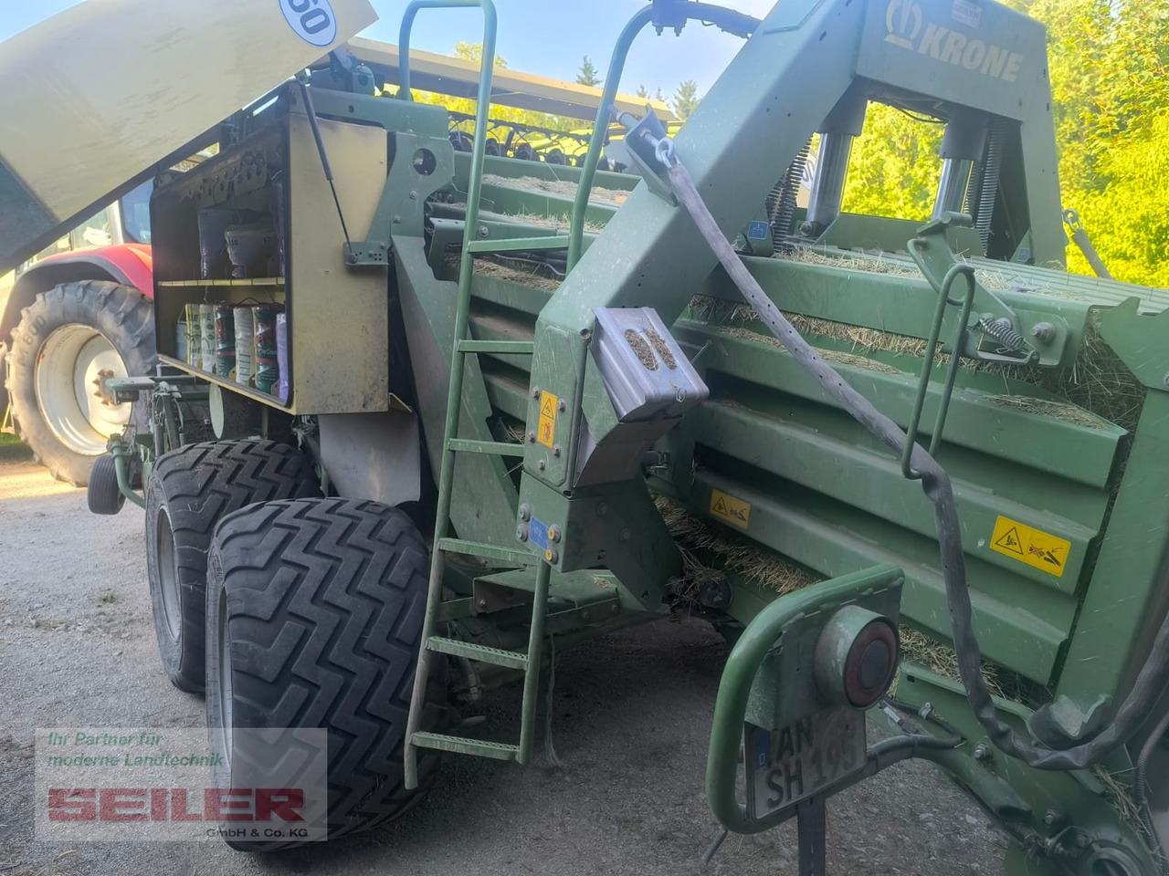 Krone Big Pack 1270 XC - Kanttipaalain: kuva Krone Big Pack 1270 XC - Kanttipaalain Krone Big Pack 1270 XC - Kanttipaalain: kuva Krone Big Pack 1270 XC - Kanttipaalain