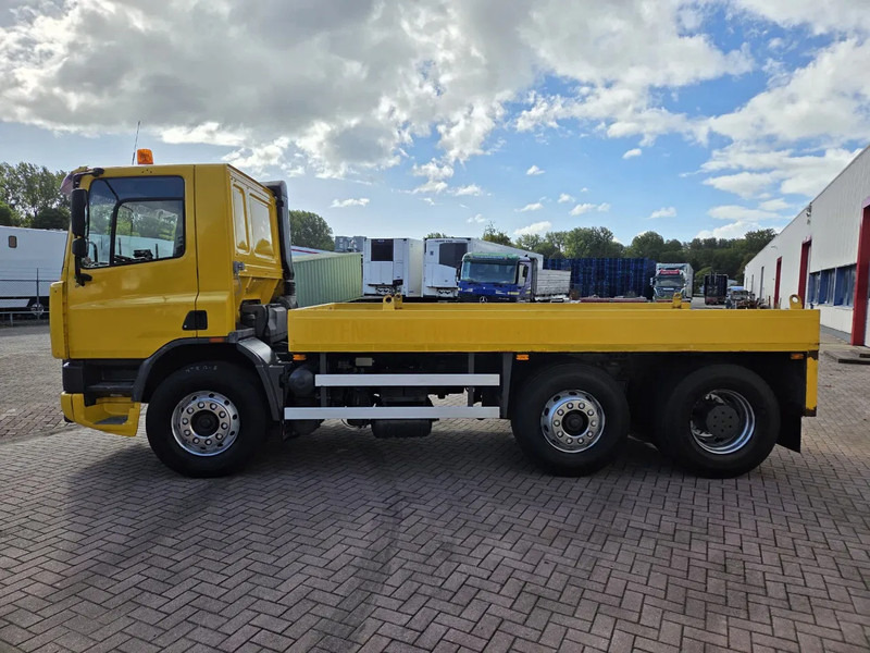 DAF CF 75.250 6x2 Euro 2 Automatic NL-Truck Original KM'S - Kuorma-auto alusta: kuva DAF CF 75.250 6x2 Euro 2 Automatic NL-Truck Original KM'S - Kuorma-auto alusta DAF CF 75.250 6x2 Euro 2 Automatic NL-Truck Original KM'S - Kuorma-auto alusta: kuva DAF CF 75.250 6x2 Euro 2 Automatic NL-Truck Original KM'S - Kuorma-auto alusta
