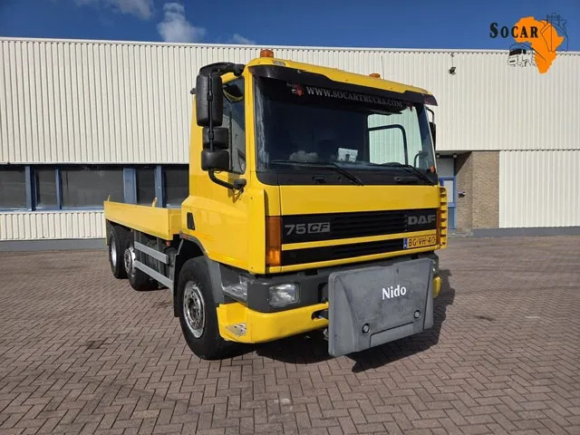 DAF CF 75.250 6x2 Euro 2 Automatic NL-Truck Original KM'S - Kuorma-auto alusta: kuva DAF CF 75.250 6x2 Euro 2 Automatic NL-Truck Original KM'S - Kuorma-auto alusta DAF CF 75.250 6x2 Euro 2 Automatic NL-Truck Original KM'S - Kuorma-auto alusta: kuva DAF CF 75.250 6x2 Euro 2 Automatic NL-Truck Original KM'S - Kuorma-auto alusta