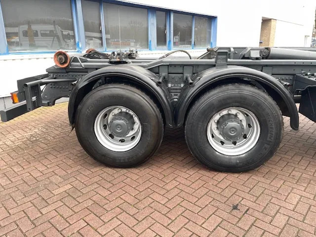 Mercedes-Benz Atego 2628 6x4 Manual gear Full steel suspension - Kuorma-auto alusta: kuva Mercedes-Benz Atego 2628 6x4 Manual gear Full steel suspension - Kuorma-auto alusta Mercedes-Benz Atego 2628 6x4 Manual gear Full steel suspension - Kuorma-auto alusta: kuva Mercedes-Benz Atego 2628 6x4 Manual gear Full steel suspension - Kuorma-auto alusta