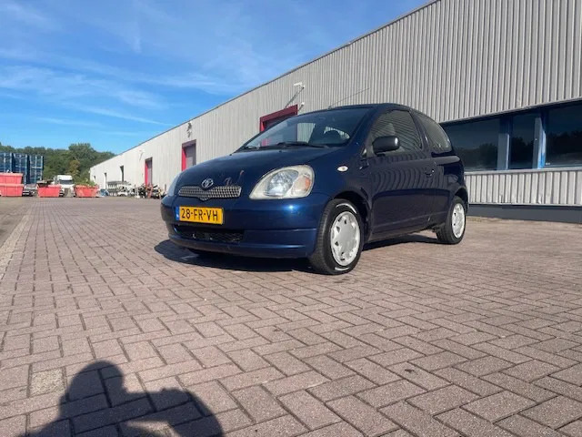 Toyota Yaris 1.3 3DRS - Viistoperä: kuva Toyota Yaris 1.3 3DRS - Viistoperä Toyota Yaris 1.3 3DRS - Viistoperä: kuva Toyota Yaris 1.3 3DRS - Viistoperä
