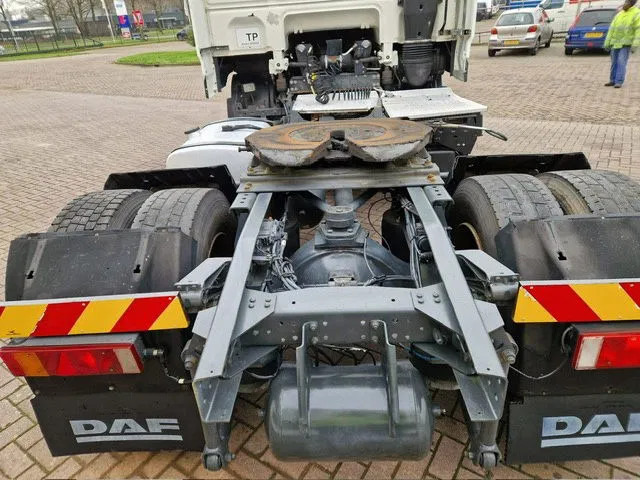 DAF XF 105.510 Euro 5 Retarder Automatic - Vetopöytäauto: kuva DAF XF 105.510 Euro 5 Retarder Automatic - Vetopöytäauto DAF XF 105.510 Euro 5 Retarder Automatic - Vetopöytäauto: kuva DAF XF 105.510 Euro 5 Retarder Automatic - Vetopöytäauto