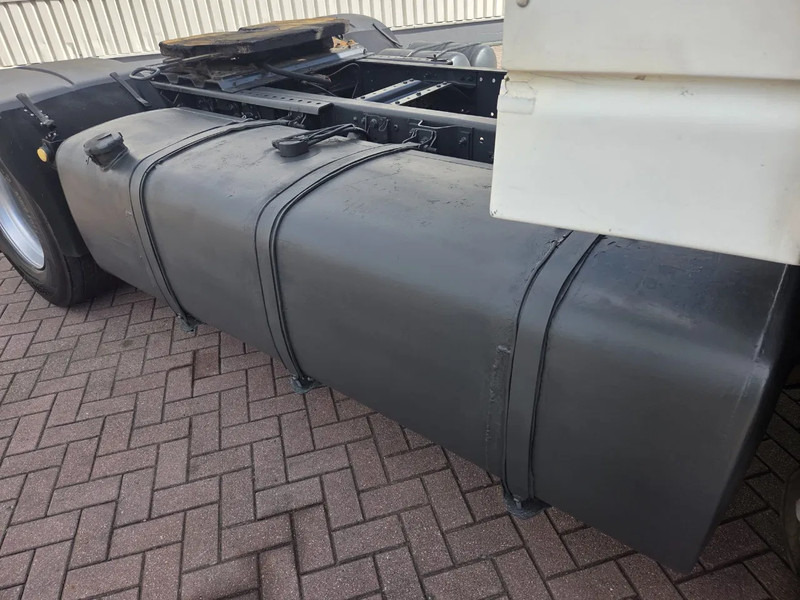 DAF XF 95.430 Manual gear Euro 3 - Vetopöytäauto: kuva DAF XF 95.430 Manual gear Euro 3 - Vetopöytäauto DAF XF 95.430 Manual gear Euro 3 - Vetopöytäauto: kuva DAF XF 95.430 Manual gear Euro 3 - Vetopöytäauto