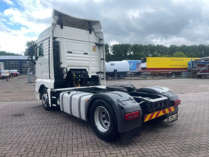 Vetopöytäauto MAN TGX 18.560 Euro 6 Retarder 2Tank: kuva Vetopöytäauto MAN TGX 18.560 Euro 6 Retarder 2Tank