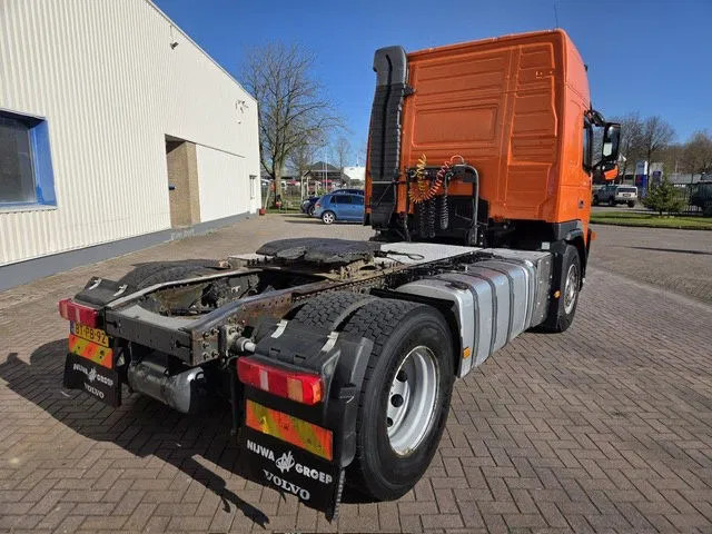 Volvo FM 12.400 NL-TRUCK - Vetopöytäauto: kuva Volvo FM 12.400 NL-TRUCK - Vetopöytäauto Volvo FM 12.400 NL-TRUCK - Vetopöytäauto: kuva Volvo FM 12.400 NL-TRUCK - Vetopöytäauto