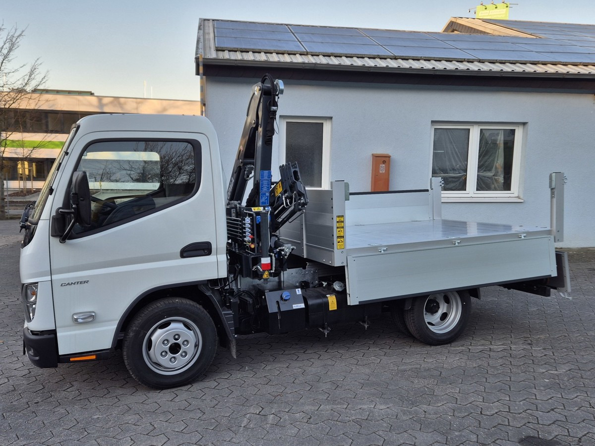 FUSO 3S15 Alukipper mit Ladekran 3 x hydr. - Kippilava-auto: kuva FUSO 3S15 Alukipper mit Ladekran 3 x hydr. - Kippilava-auto FUSO 3S15 Alukipper mit Ladekran 3 x hydr. - Kippilava-auto: kuva FUSO 3S15 Alukipper mit Ladekran 3 x hydr. - Kippilava-auto