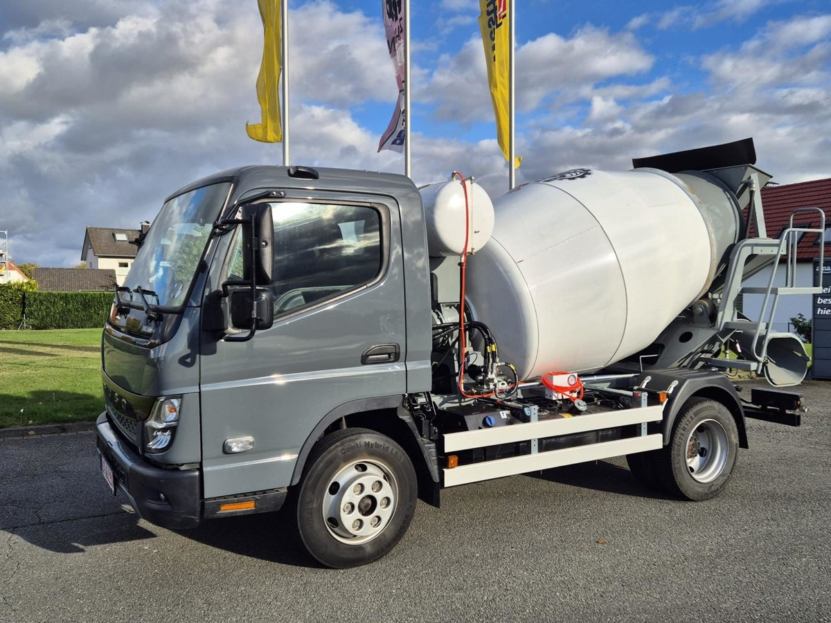 FUSO 7C18 Canter Betonmischer 2m/3 - Betoniauto: kuva FUSO 7C18 Canter Betonmischer 2m/3 - Betoniauto FUSO 7C18 Canter Betonmischer 2m/3 - Betoniauto: kuva FUSO 7C18 Canter Betonmischer 2m/3 - Betoniauto