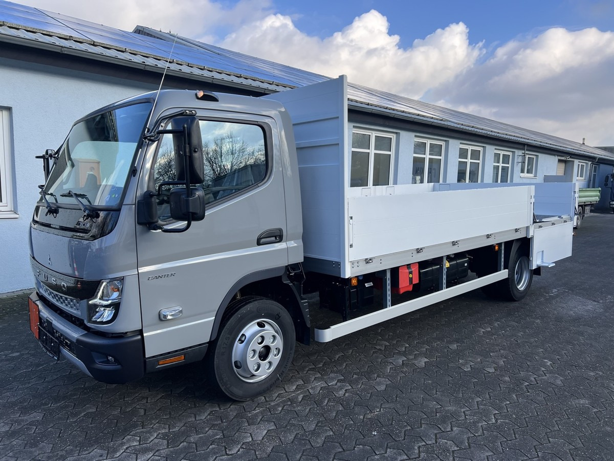 FUSO Canter 7C18 Gastransport ADR Gefahrgut Pritsche - Avolava pakettiauto: kuva FUSO Canter 7C18 Gastransport ADR Gefahrgut Pritsche - Avolava pakettiauto FUSO Canter 7C18 Gastransport ADR Gefahrgut Pritsche - Avolava pakettiauto: kuva FUSO Canter 7C18 Gastransport ADR Gefahrgut Pritsche - Avolava pakettiauto