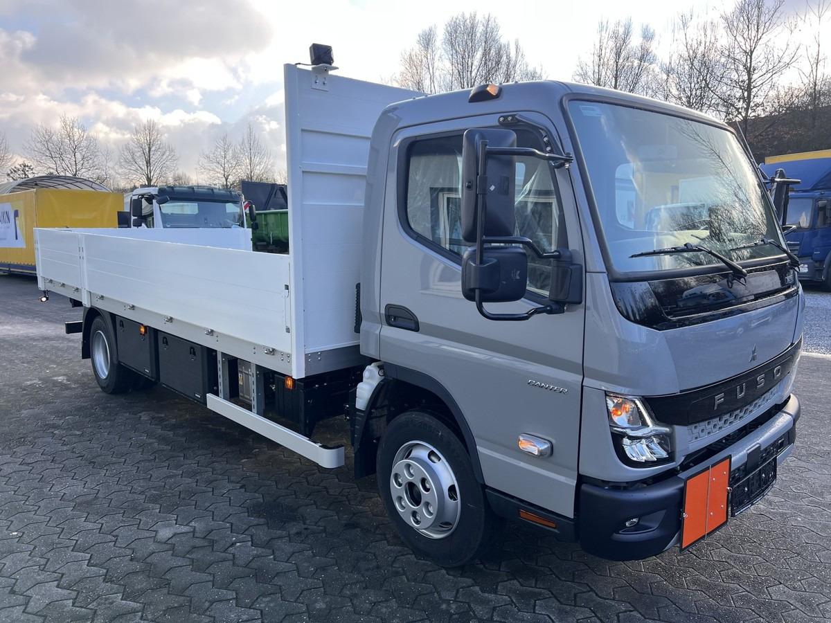 FUSO Canter 7C18 Gastransport ADR Gefahrgut Pritsche - Avolava pakettiauto: kuva FUSO Canter 7C18 Gastransport ADR Gefahrgut Pritsche - Avolava pakettiauto FUSO Canter 7C18 Gastransport ADR Gefahrgut Pritsche - Avolava pakettiauto: kuva FUSO Canter 7C18 Gastransport ADR Gefahrgut Pritsche - Avolava pakettiauto