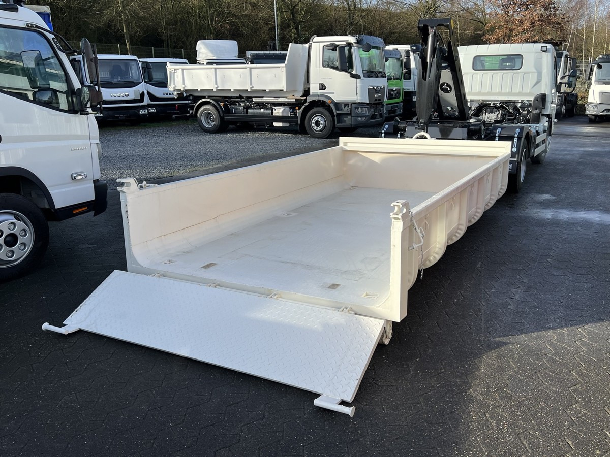 FUSO Canter FUSO 7C18 City Abrollkipper Miete - Koukkulava kuorma-auto: kuva FUSO Canter FUSO 7C18 City Abrollkipper Miete - Koukkulava kuorma-auto FUSO Canter FUSO 7C18 City Abrollkipper Miete - Koukkulava kuorma-auto: kuva FUSO Canter FUSO 7C18 City Abrollkipper Miete - Koukkulava kuorma-auto