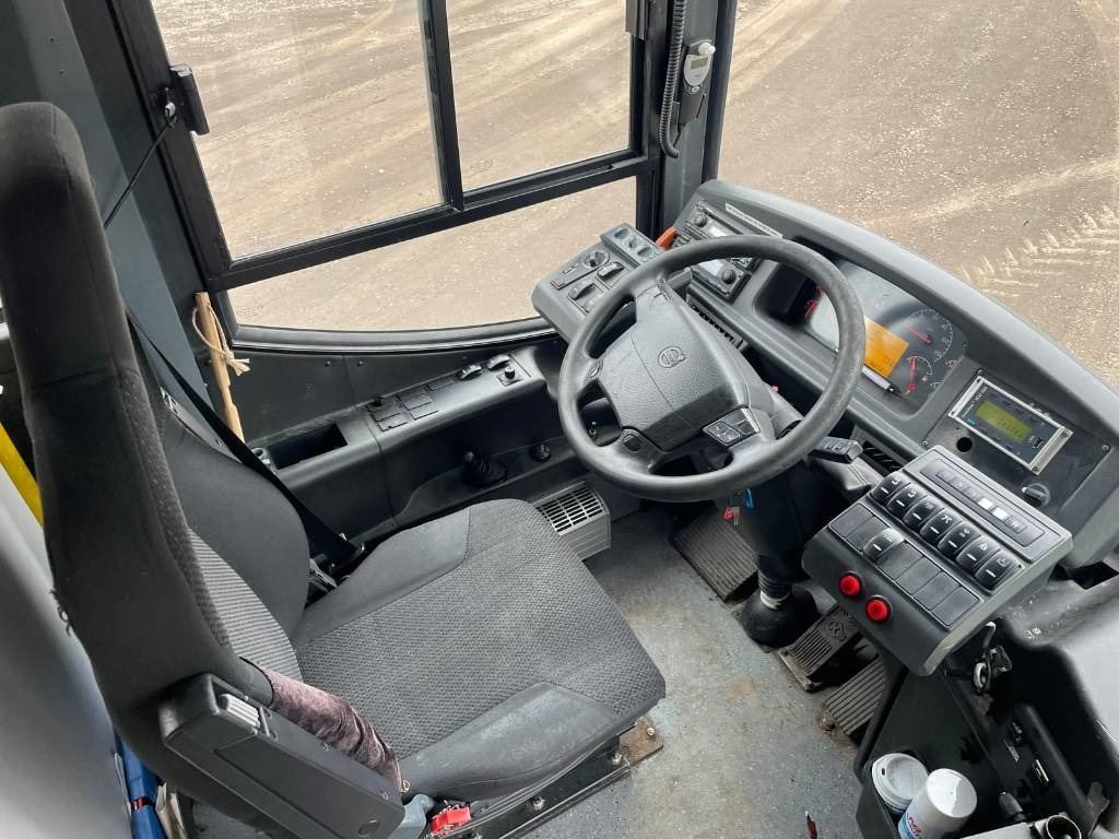 Volvo 8700 B7R - Esikaupunkien linja: kuva Volvo 8700 B7R - Esikaupunkien linja Volvo 8700 B7R - Esikaupunkien linja: kuva Volvo 8700 B7R - Esikaupunkien linja