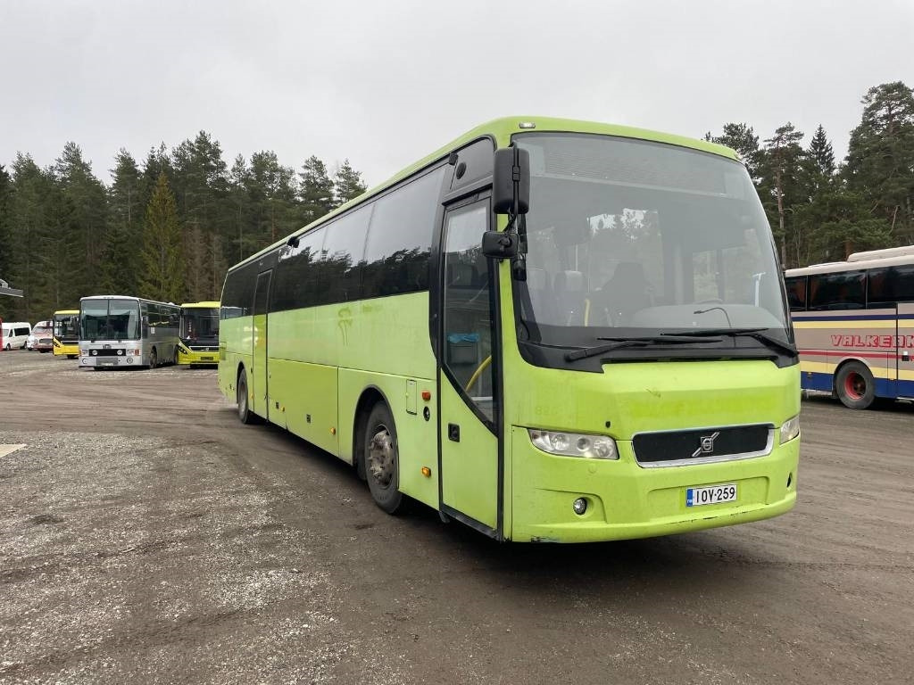 Volvo 9700S - Turistibussi: kuva Volvo 9700S - Turistibussi Volvo 9700S - Turistibussi: kuva Volvo 9700S - Turistibussi