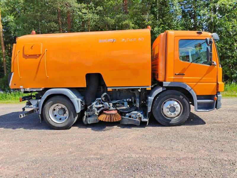 Bucher Cityfant 60 MB Atego - Lakaisuauto: kuva Bucher Cityfant 60 MB Atego - Lakaisuauto Bucher Cityfant 60 MB Atego - Lakaisuauto: kuva Bucher Cityfant 60 MB Atego - Lakaisuauto