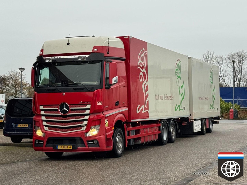 Mercedes-Benz ACTROS 2745 Giga Space - FRIGO COMBINATION -30oC - 2x TAIL LIFT - 49 CC capacity - Refrigeraattori kuorma-auto: kuva Mercedes-Benz ACTROS 2745 Giga Space - FRIGO COMBINATION -30oC - 2x TAIL LIFT - 49 CC capacity - Refrigeraattori kuorma-auto Mercedes-Benz ACTROS 2745 Giga Space - FRIGO COMBINATION -30oC - 2x TAIL LIFT - 49 CC capacity - Refrigeraattori kuorma-auto: kuva Mercedes-Benz ACTROS 2745 Giga Space - FRIGO COMBINATION -30oC - 2x TAIL LIFT - 49 CC capacity - Refrigeraattori kuorma-auto