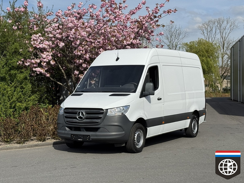 Mercedes-Benz Sprinter 315 RWD - Man - A/C - ACC - Pieni pakettiauto: kuva Mercedes-Benz Sprinter 315 RWD - Man - A/C - ACC - Pieni pakettiauto Mercedes-Benz Sprinter 315 RWD - Man - A/C - ACC - Pieni pakettiauto: kuva Mercedes-Benz Sprinter 315 RWD - Man - A/C - ACC - Pieni pakettiauto