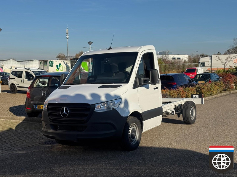 Mercedes-Benz Sprinter 315 CDi CHASSIS WB 3670 - AUTOMAAT NAVIGATIE *** BPM VRIJ !! - Tavara-auto: kuva Mercedes-Benz Sprinter 315 CDi CHASSIS WB 3670 - AUTOMAAT NAVIGATIE *** BPM VRIJ !! - Tavara-auto Mercedes-Benz Sprinter 315 CDi CHASSIS WB 3670 - AUTOMAAT NAVIGATIE *** BPM VRIJ !! - Tavara-auto: kuva Mercedes-Benz Sprinter 315 CDi CHASSIS WB 3670 - AUTOMAAT NAVIGATIE *** BPM VRIJ !! - Tavara-auto