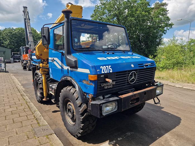 Mercedes-Benz U 1200 4X4 - Nosturiauto: kuva Mercedes-Benz U 1200 4X4 - Nosturiauto Mercedes-Benz U 1200 4X4 - Nosturiauto: kuva Mercedes-Benz U 1200 4X4 - Nosturiauto