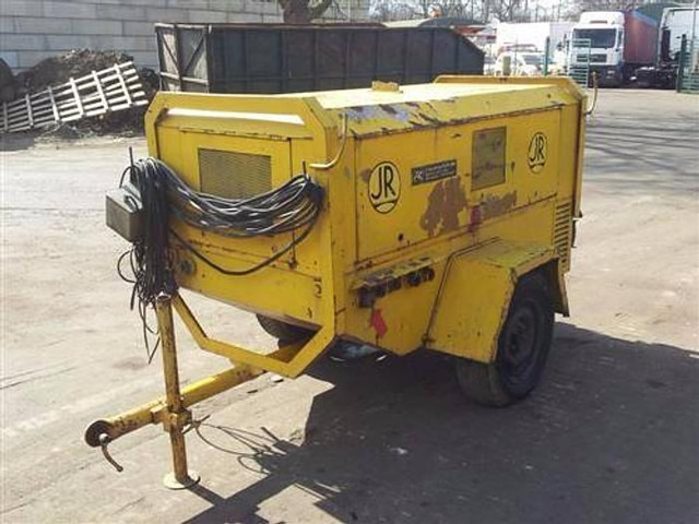 Welding machines Kluth KLAD 320/4/3SP - Rakennuskoneet: kuva Welding machines Kluth KLAD 320/4/3SP - Rakennuskoneet Welding machines Kluth KLAD 320/4/3SP - Rakennuskoneet: kuva Welding machines Kluth KLAD 320/4/3SP - Rakennuskoneet