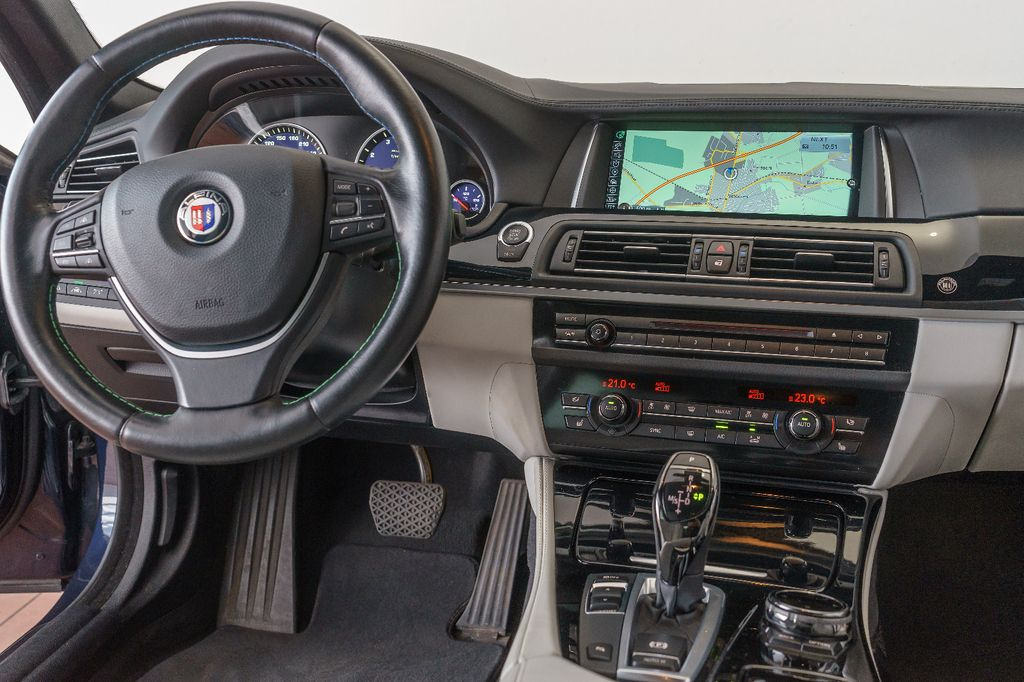 Henkilöauto ALPINA B5 4.4 Bi-Turbo/BMW Night Vision/kompl. Historie: kuva Henkilöauto ALPINA B5 4.4 Bi-Turbo/BMW Night Vision/kompl. Historie